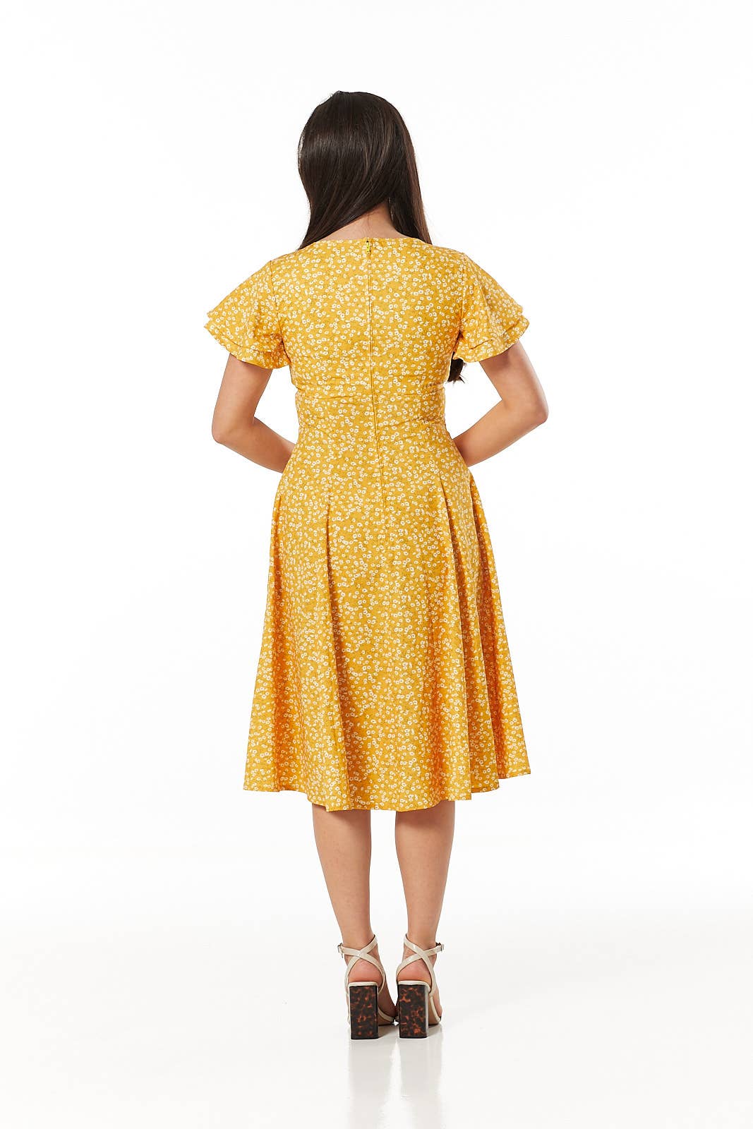 Sanj Swing Midi Dress W Empire Waist &Flutter Sleeves