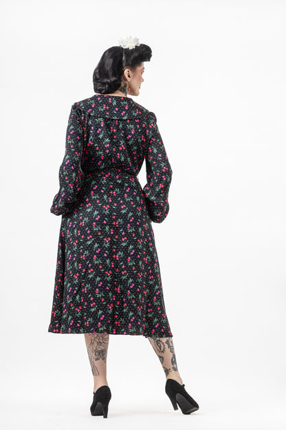 Yui Sweetheart Cherry Swing Dress