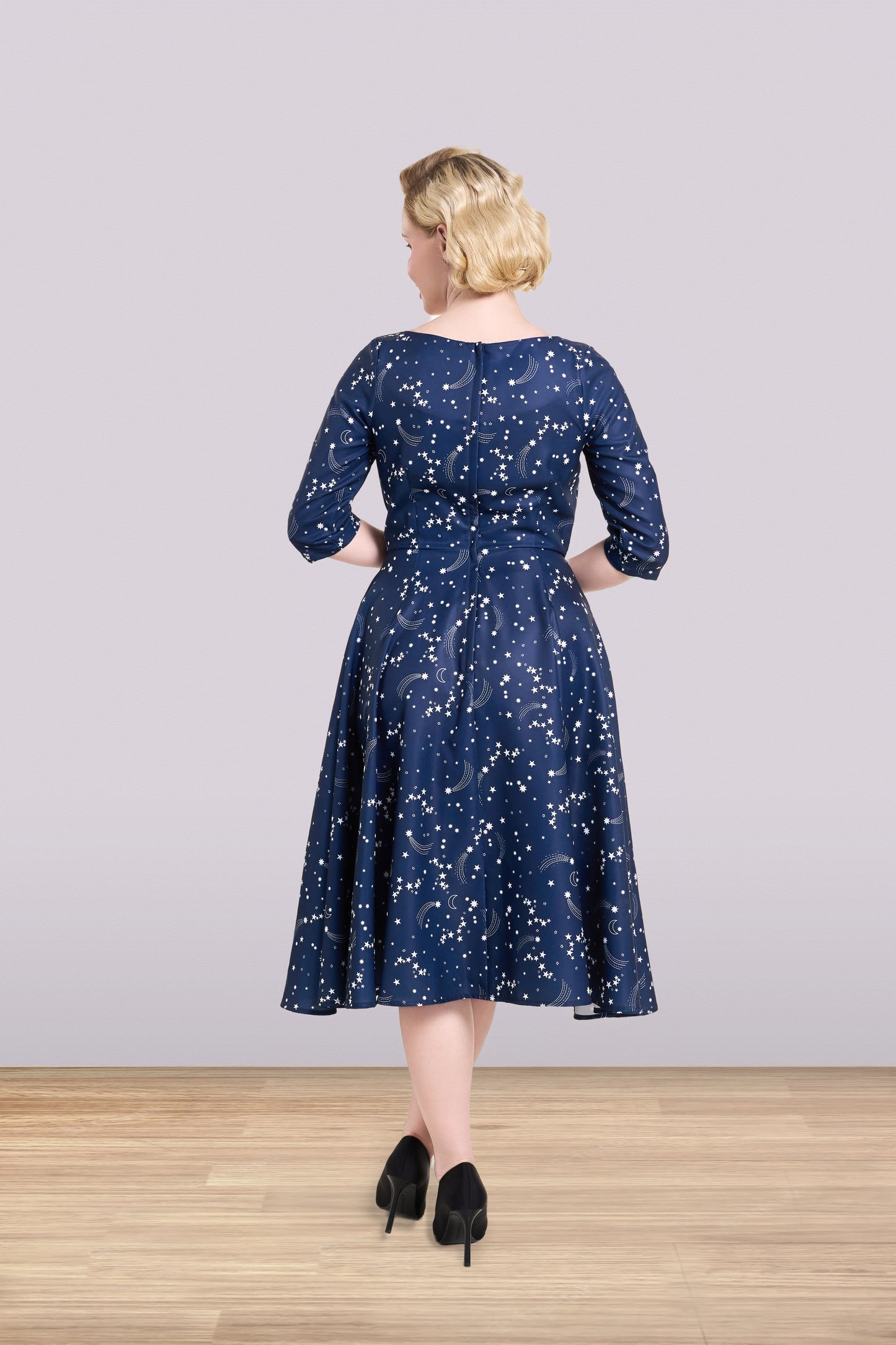 Linda Stars Dress 3/4