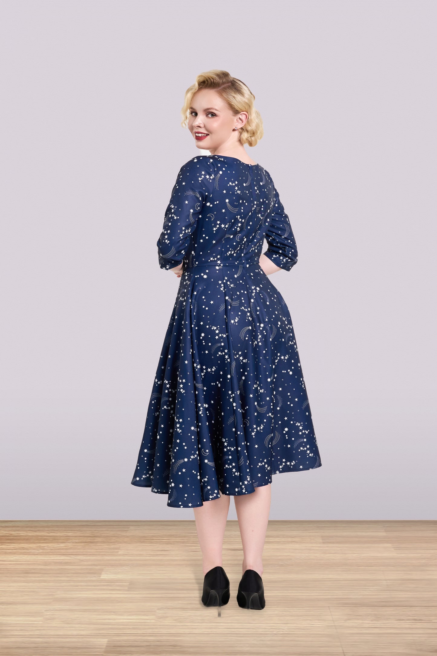 Linda Stars Dress 3/4