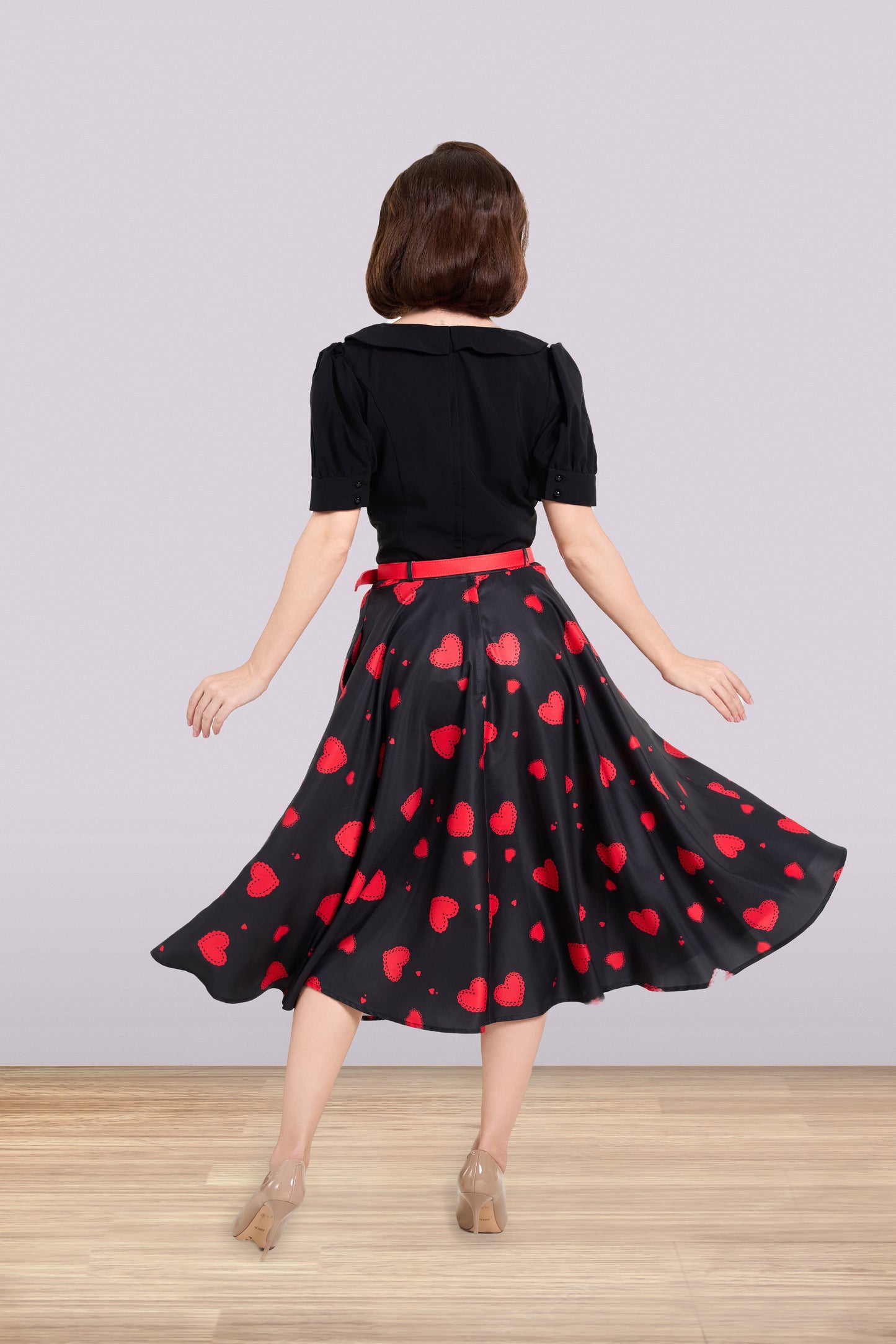 Christine hearts skirt red