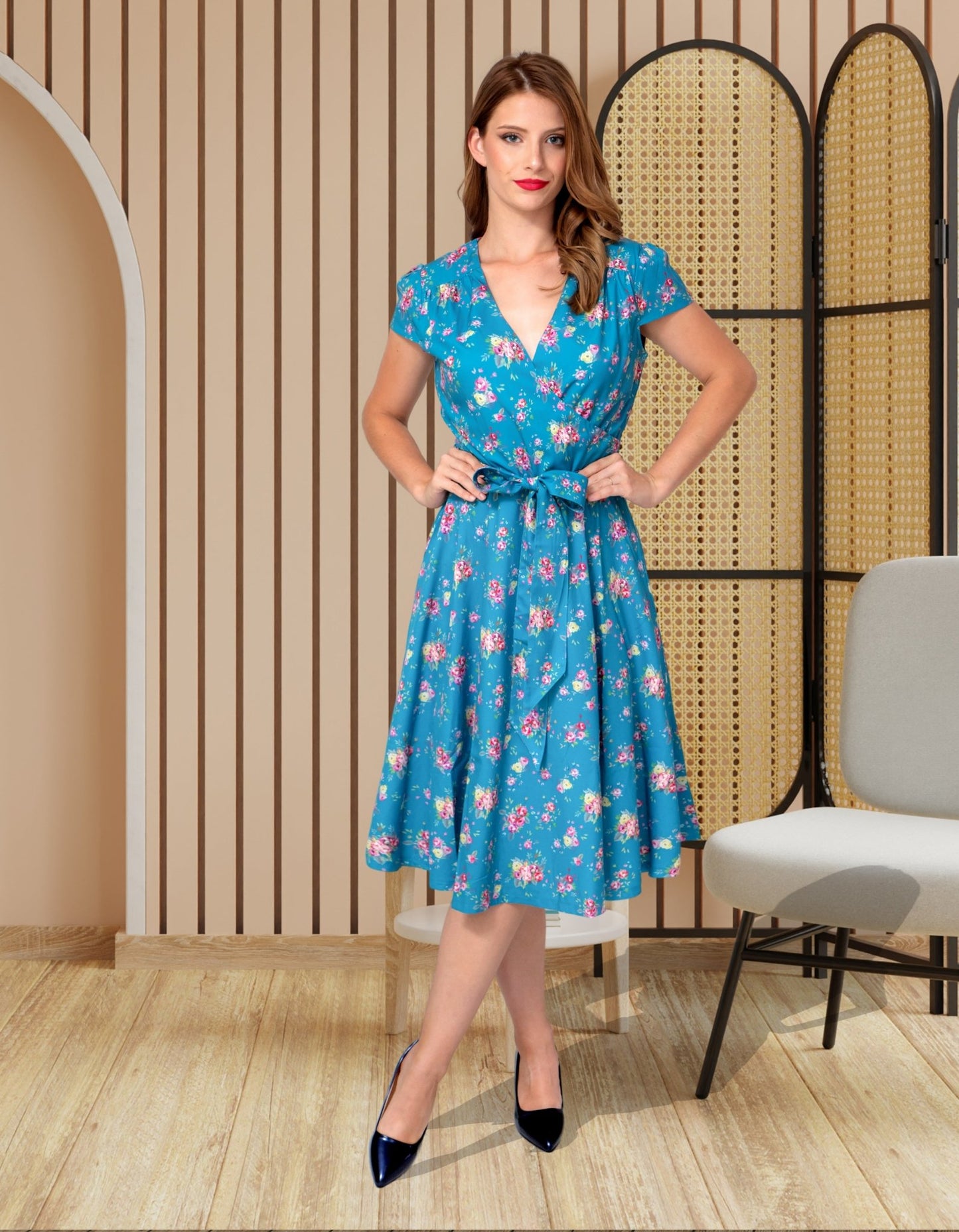 Dawn Style - Turquoise Vintage Rose - Lindy Bop